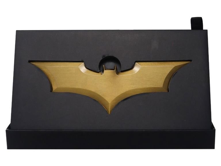 The Dark Knight Trilogy Batarang Limited Edition Metal Collectible - Image 5