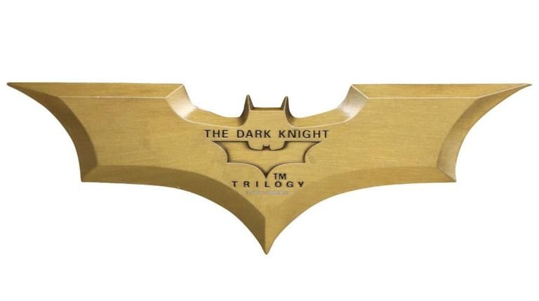 The Dark Knight Trilogy Batarang Limited Edition Metal Collectible - Image 3